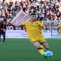 «Στροφή» στα… γειτονικά