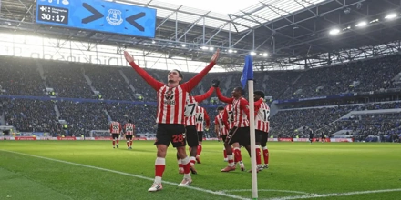 «Ξεθωριάζει» η Πάλας