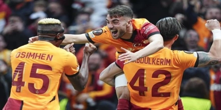 galata_osimhen.jpg