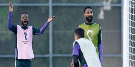 Με στόχο το τρόπαιο οι Σαουδάραβες.jpg