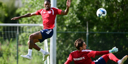 olympiakos-corner.png
