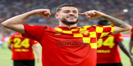 romulo goztepe.jpg