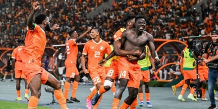 Τον πρώτο λόγο οι «ελέφαντες».jpg